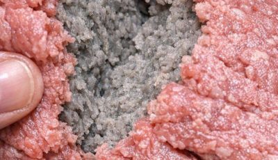 I just bought this ground beef and the inside is completely grey — did the store scam me?