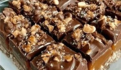 THE UNDISPUTED REASON THESE ARE THE BEST HOMEMADE CRUNCH BARS YOU’LL EVER MAKE