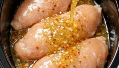 Slow Cooker Italian Chicken — A One-Pot Hug in Every Bite