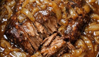 4-Ingredient Onion Soup Pot Roast — The Slow Cooker Miracle That Tastes Like Grandma’s Love